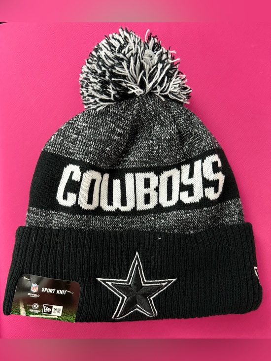 NFL Accessories - Dallas Cowboys OSFM Black & Gray Pom NFL Beanie Knit/Lining 10% Wool Mix NWT